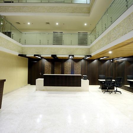 Solitaire Hotel Raipur  Exterior photo