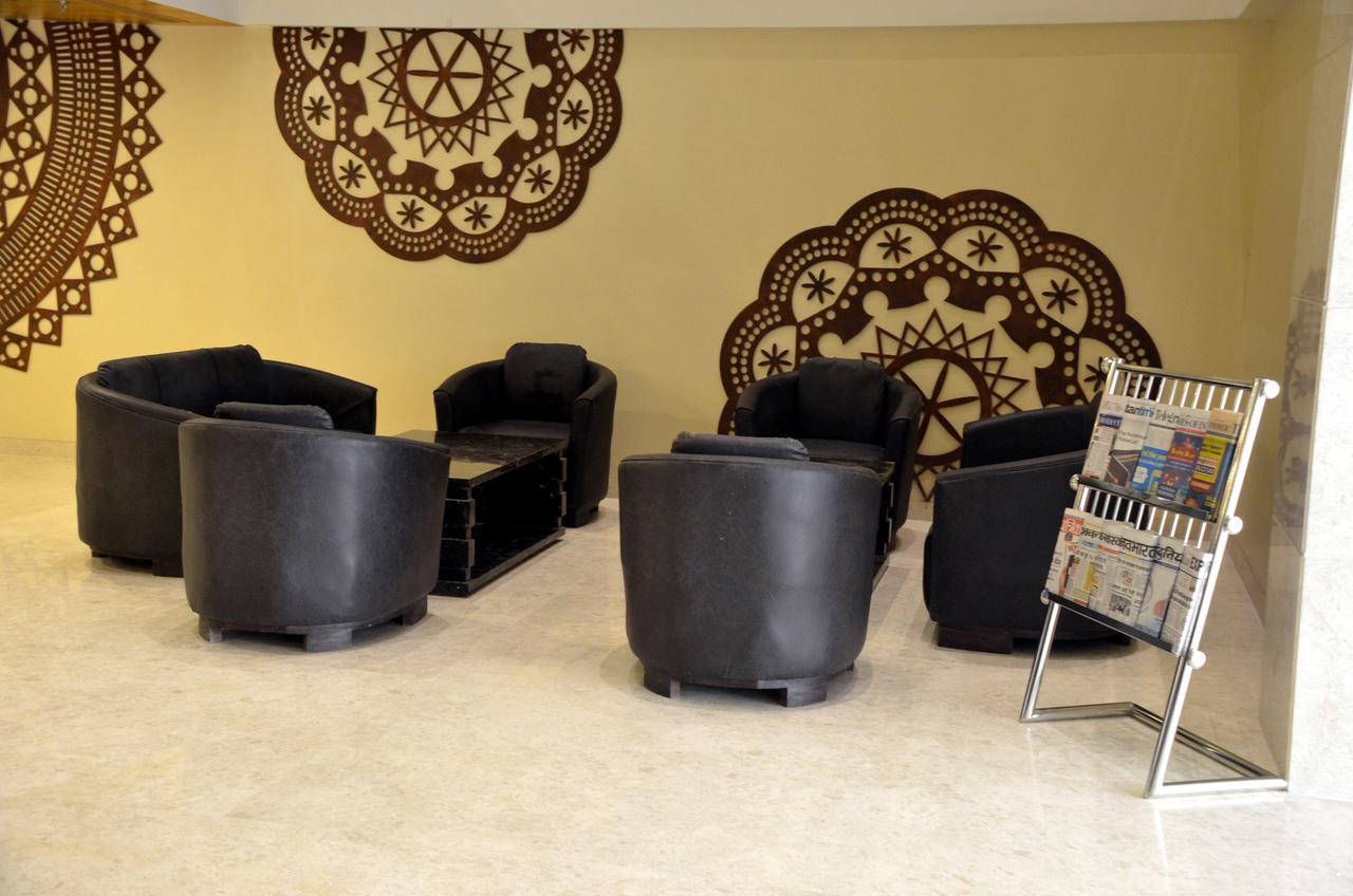 Solitaire Hotel Raipur  Exterior photo